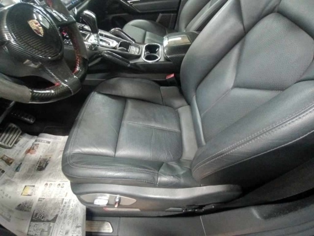 Porsche CAYENNE 2012 8048869-10