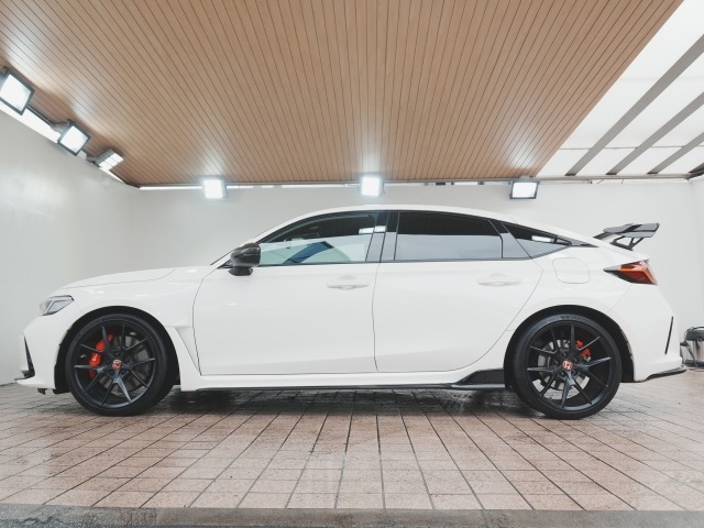 Honda CIVIC 2025 8048467-8