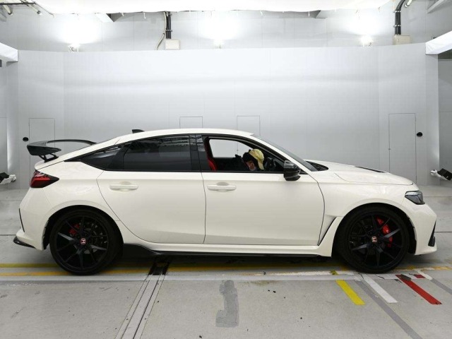 Honda CIVIC 2024 8048508-3