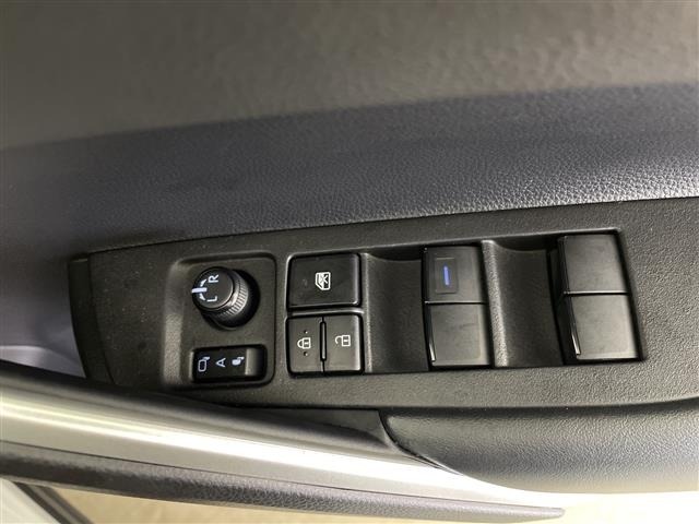 Toyota COROLLA CROSS 2023 8047715-4