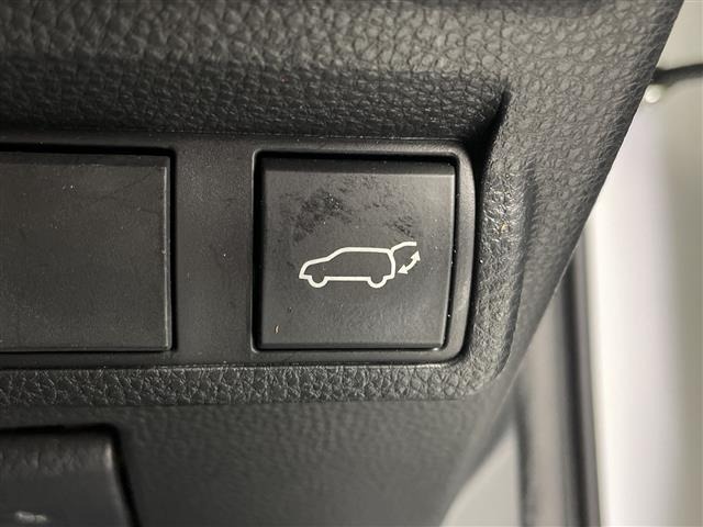 Toyota COROLLA CROSS 2023 8047747-19