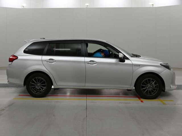 Toyota COROLLA FIELDER 2023 8050985-3