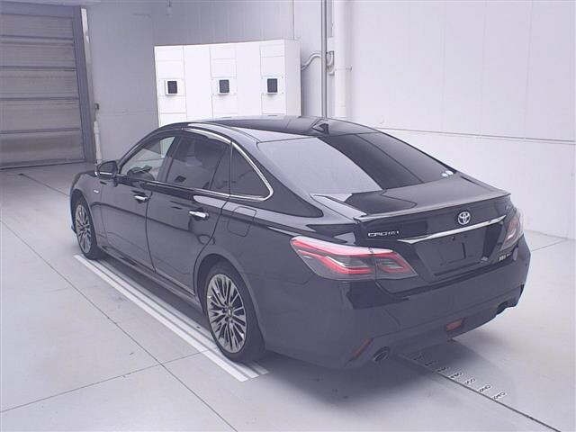 Toyota CROWN 2018 8048930-1