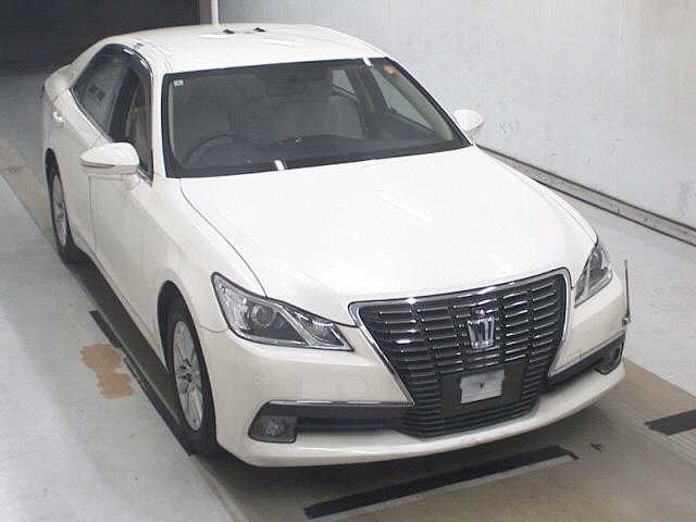 Toyota CROWN 2015 8048943-0