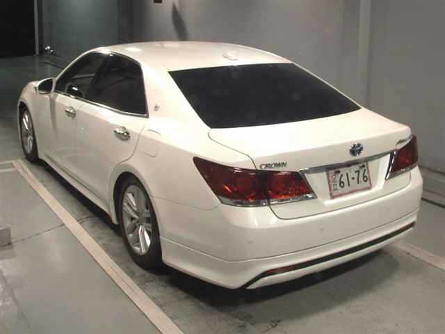 Toyota CROWN 2013 8048946-1