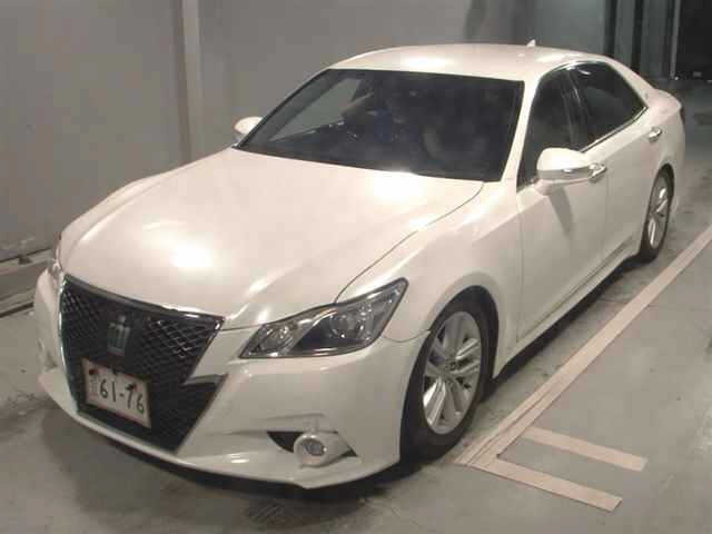 Toyota CROWN 2013 8048946-4