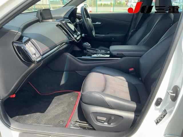 Toyota CROWN 2020 8048960-3
