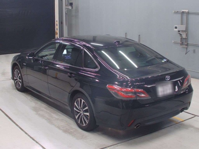 Toyota CROWN 2018 8048963-6