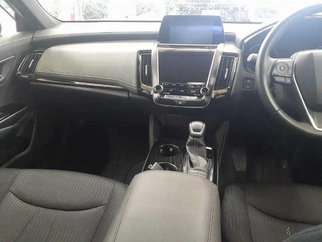 Toyota CROWN 2018 8048963-9