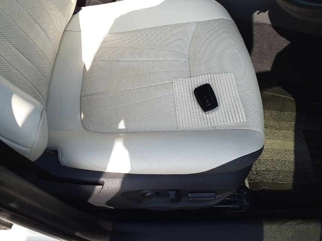 Toyota CROWN 2021 8048973-10
