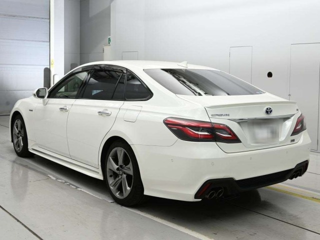 Toyota CROWN 2018 8048976-6