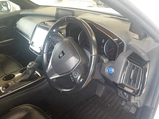 Toyota CROWN 2018 8048976-9