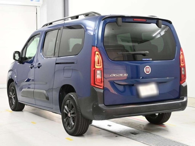 Fiat DOBLO 2023 8050167-6