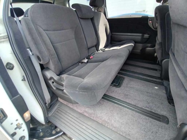 Honda ELYSION 2006 8050630-12