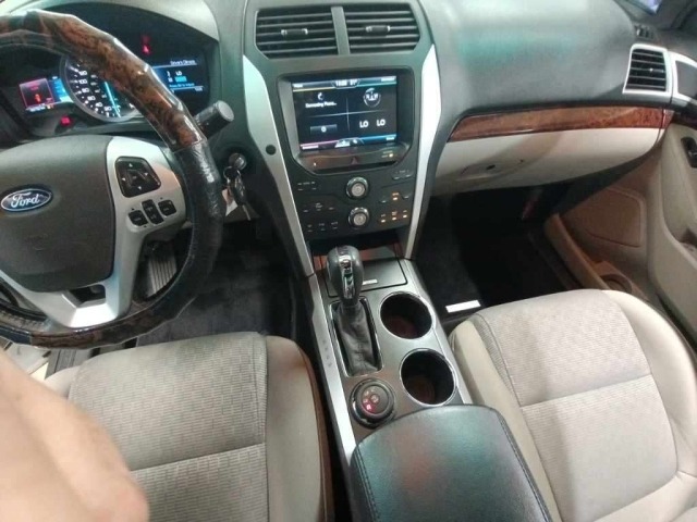Ford EXPLORER 2011 8049848-11