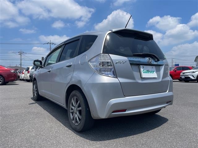 Honda FIT 2012 8047702-13