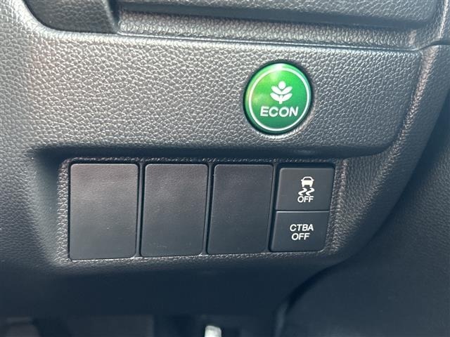 Honda FIT 2013 8047709-1