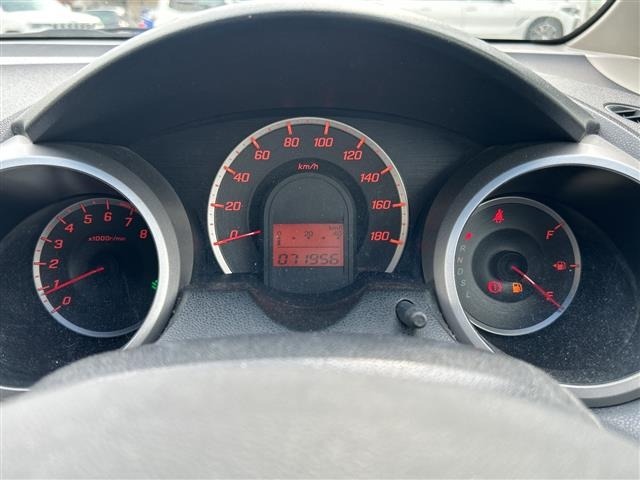 Honda FIT 2011 8047721-3