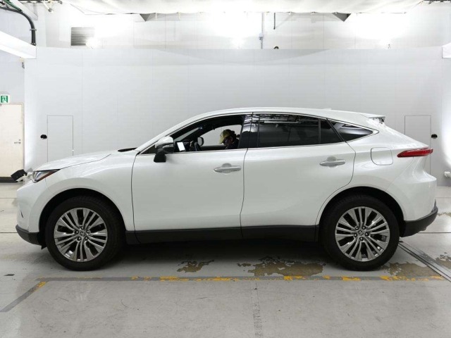 Toyota HARRIER 2023 8048897-4