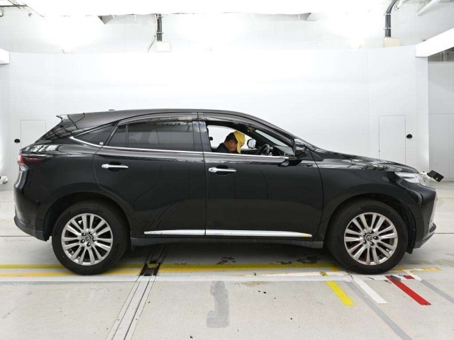 Toyota HARRIER 2017 8048899-3