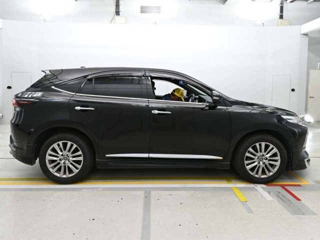 Toyota HARRIER 2019 8048900-3
