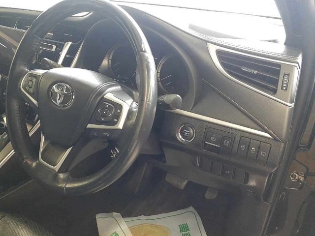 Toyota HARRIER 2019 8048900-9