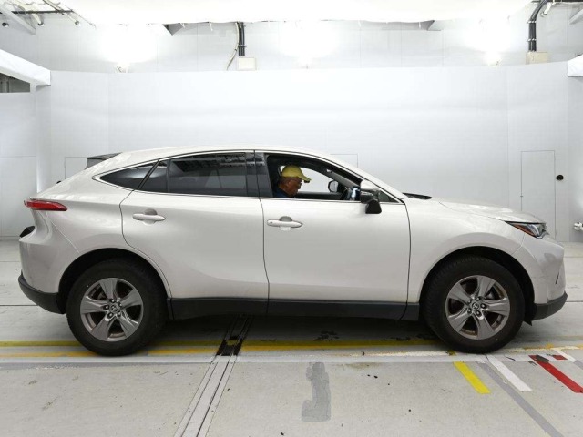 Toyota HARRIER 2023 8048906-3