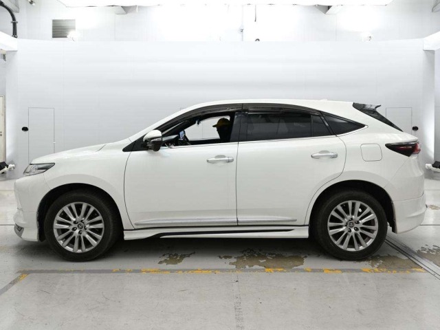 Toyota HARRIER 2018 8048907-4