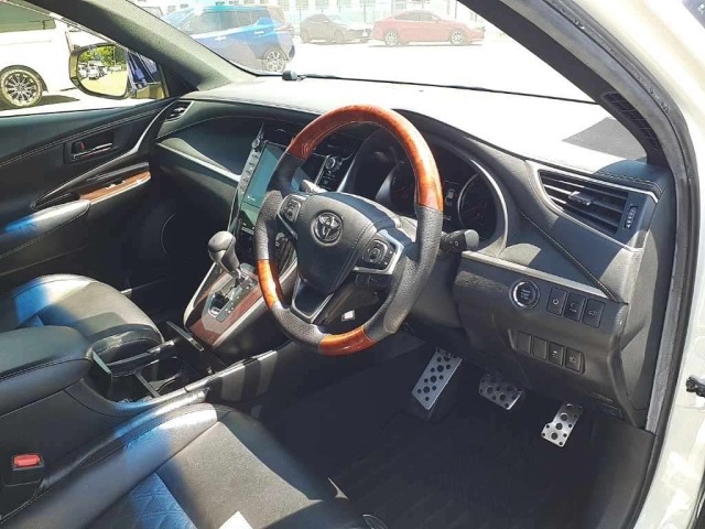 Toyota HARRIER 2016 8048909-9
