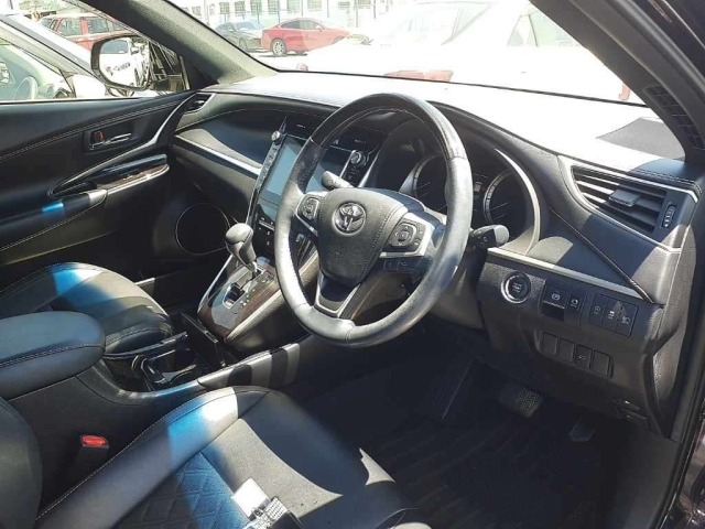 Toyota HARRIER 2018 8048910-9