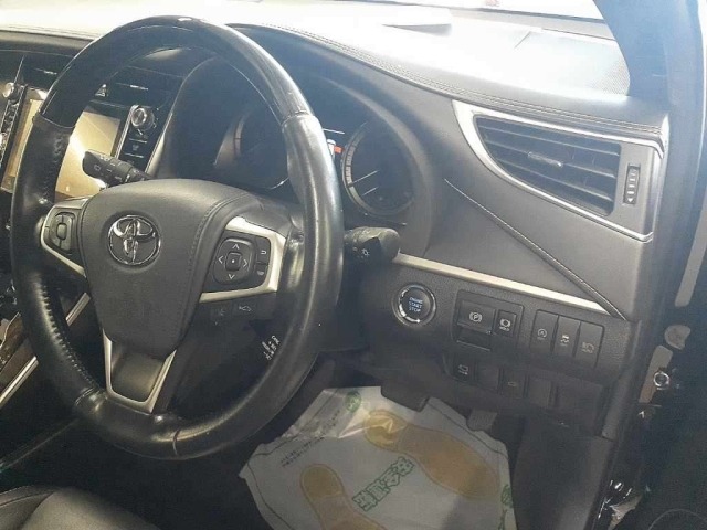 Toyota HARRIER 2019 8048911-9