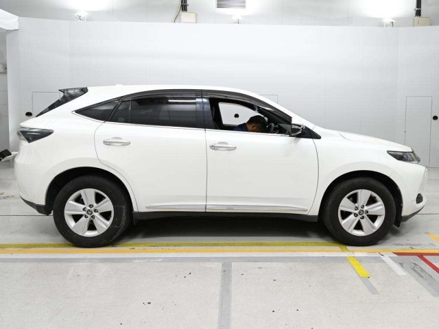 Toyota HARRIER 2016 8048913-3