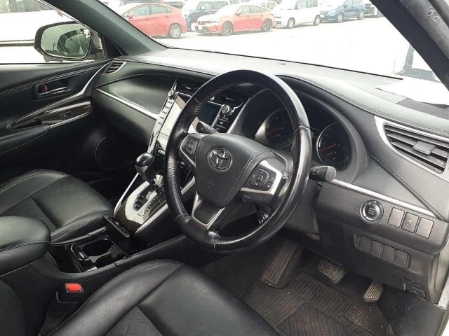 Toyota HARRIER 2016 8048913-9