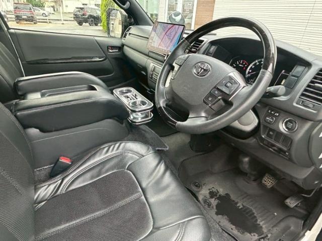 Toyota HIACE VAN 2021 8045761-20