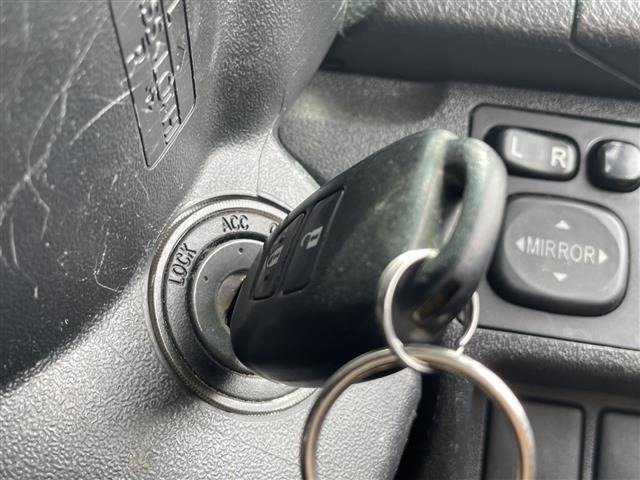 Toyota HIACE VAN 2014 8045762-11