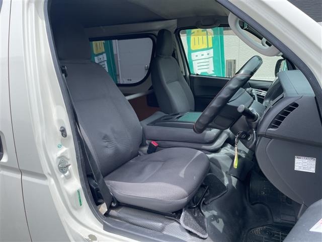 Toyota HIACE VAN 2014 8045762-24