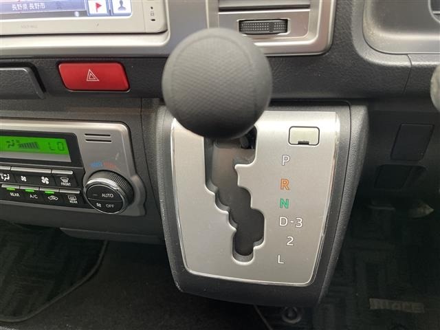 Toyota HIACE VAN 2014 8045766-20