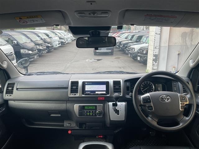 Toyota HIACE VAN 2023 8045771-14