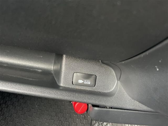Toyota HIACE VAN 2023 8045771-9