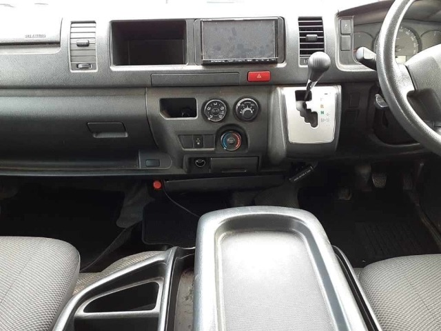 Toyota HIACE WAGON 2017 8046946-9