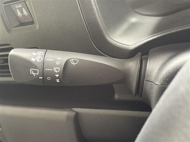 Daihatsu HIJET VAN 2026 8046689-8