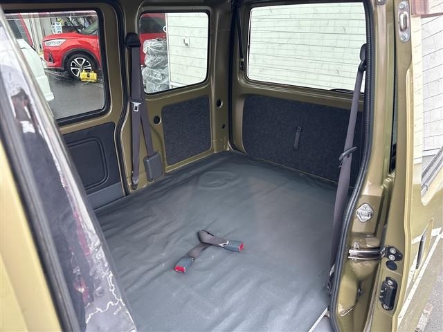 Daihatsu HIJET VAN 2015 8046703-9