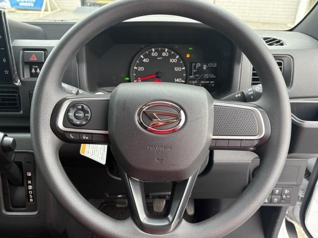 Daihatsu HIJET VAN 2026 8046760-13