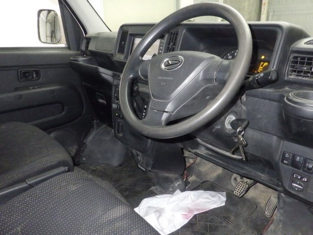 Daihatsu HIJET VAN 2018 8046807-3