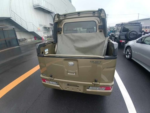 Daihatsu HIJET VAN 2021 8046823-11