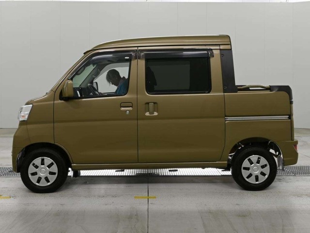 Daihatsu HIJET VAN 2021 8046823-4