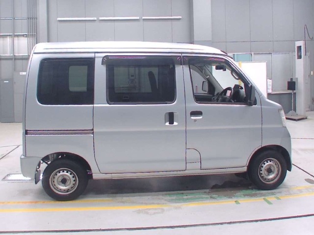 Daihatsu HIJET VAN 2017 8046831-3