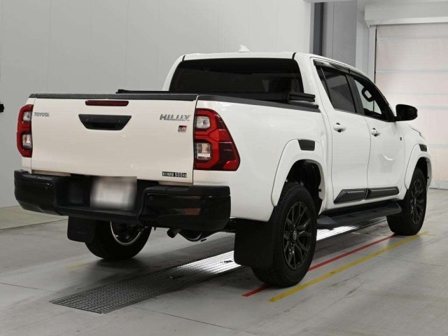 Toyota HILUX 2022 8051016-1
