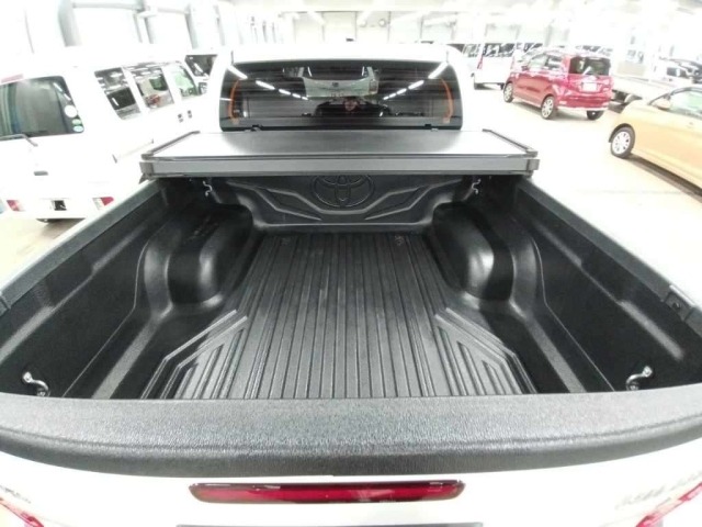 Toyota HILUX 2022 8051016-12