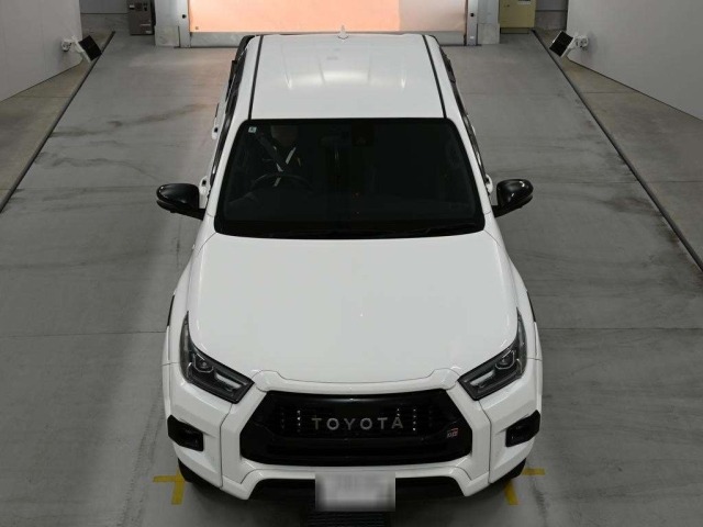 Toyota HILUX 2022 8051016-7